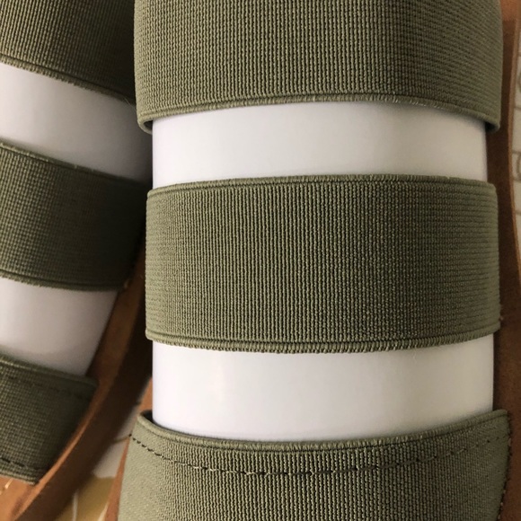 Slide Sandals - Picture 2 of 6